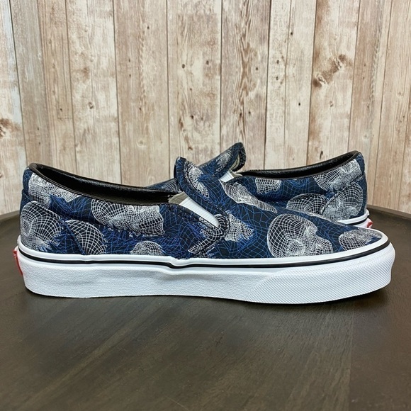 Vans Classic Slip On Wireframe Skulls Sneaker Size 6.5‎ Women - Picture 8 of 11